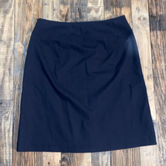 Talbots Navy Skirt with Gold Buttons size 6 - Picture 4 of 5